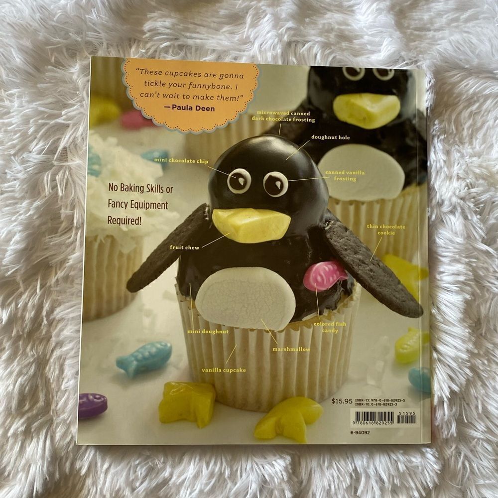 Hello Cupcake Decorating Book EUC‎ - Picture 2 of 6